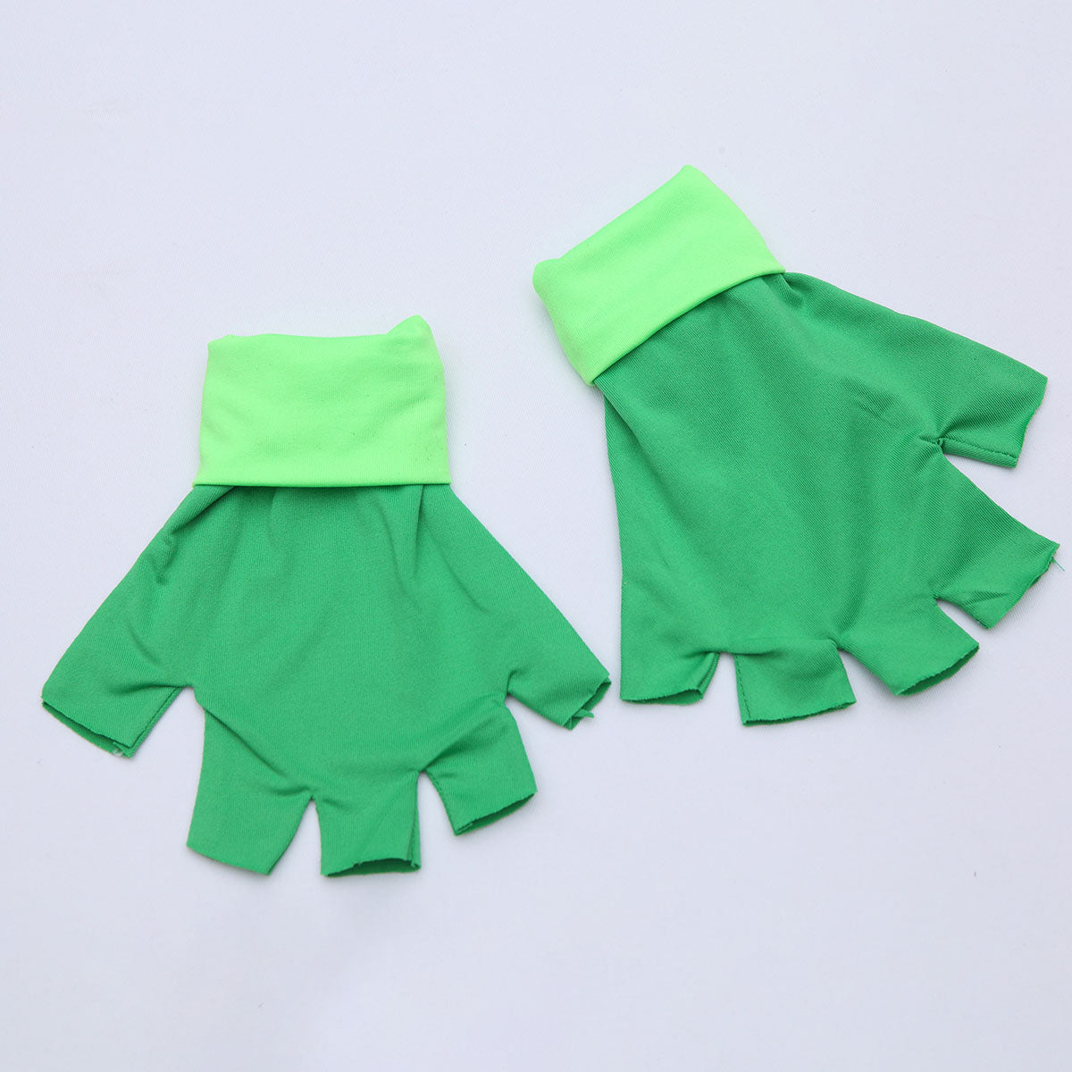 Anime Pokemon Trainer Ash Ketchum Short Sleeve Costume Kit with Hat and Gloves